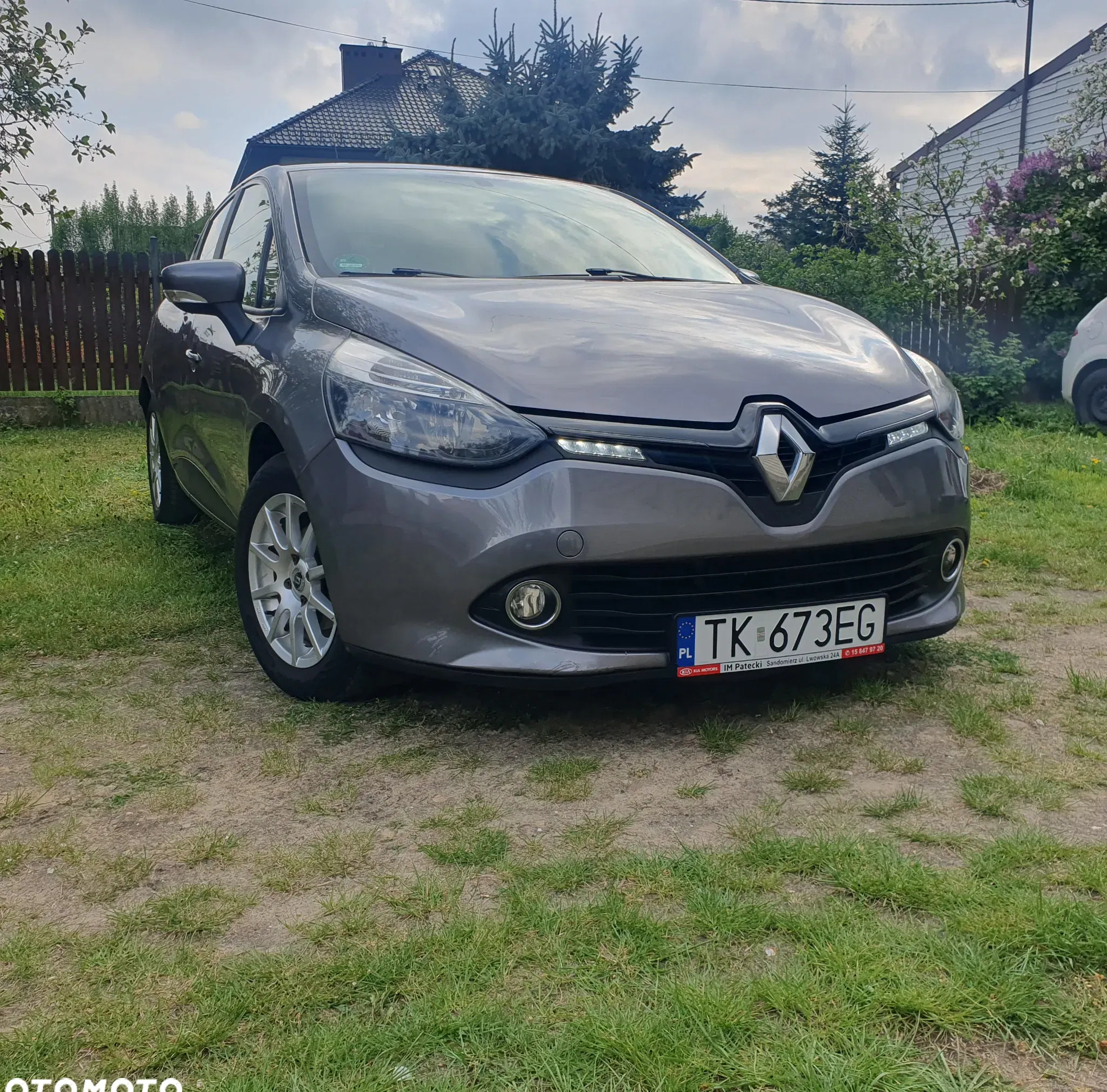 renault clio świętokrzyskie Renault Clio cena 29999 przebieg: 146000, rok produkcji 2014 z Kielce